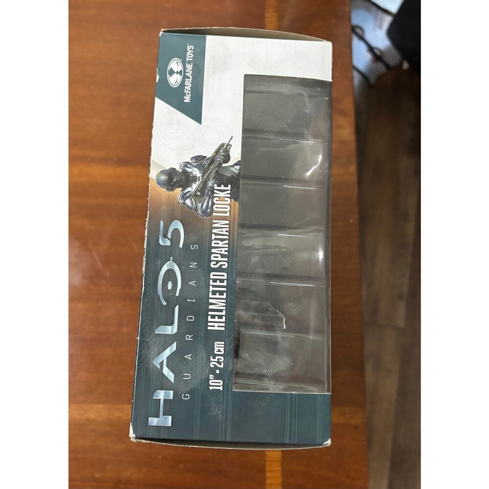 HALO 5 Deluxe Action Figure 10” Helmeted Spartan Locke (New & Sealed in box) - Picture 4 of 5